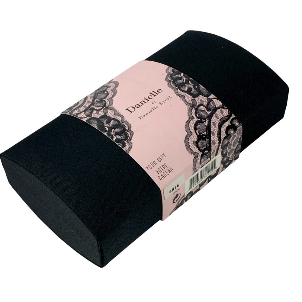 DANIELLE by Danielle Steel Black Clutch‎